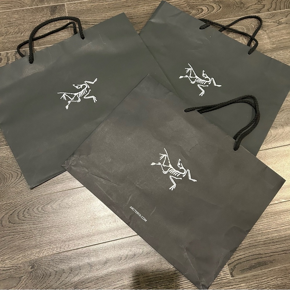Arc'teryx Paper Shopping Bag Medium 3 Pieces